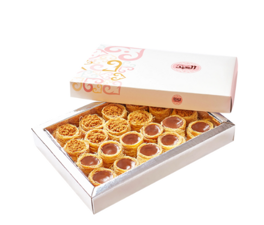 Lotus And Nutella Konafa Asawer Plate